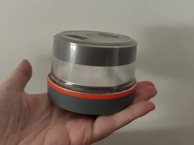 Warnleuchte V16: Das leistungsstarke LED-Notlicht mit Magnetfuß