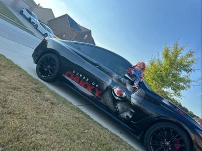 Challenger mit Stil: 10KWRAPS bringt dein Traumdesign auf die Straße