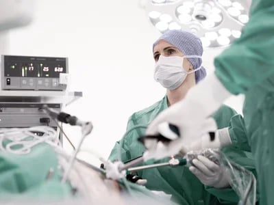 Erfahrungen mit der Magenverkleinerung Kosten: Patienten berichten über ihren Weg zum Erfolg