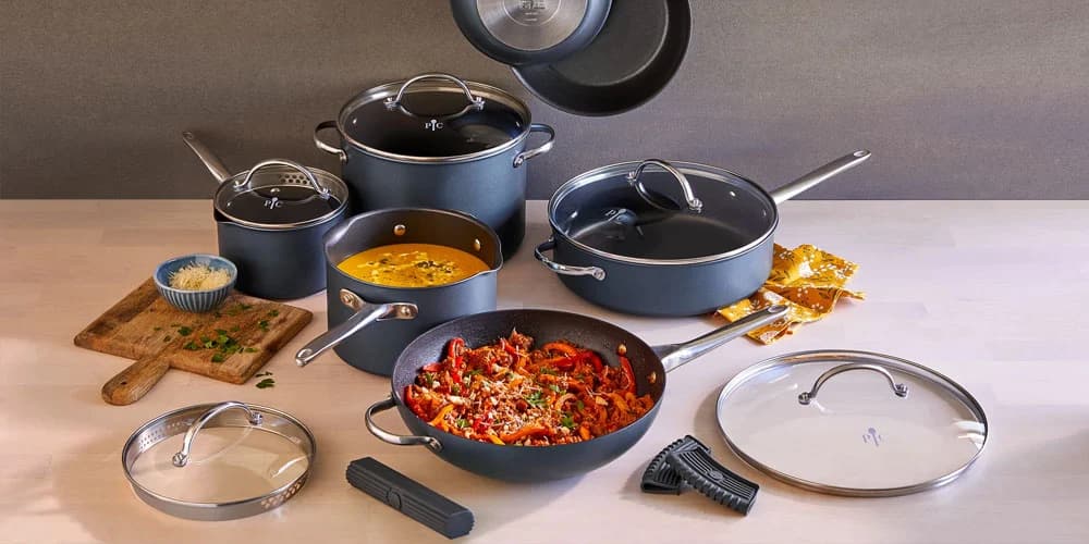 Geschenke für Frauen, die ihre Küche aufwerten wollen: GreenKitchen Töpfe und Pfannen als langlebige Lösung