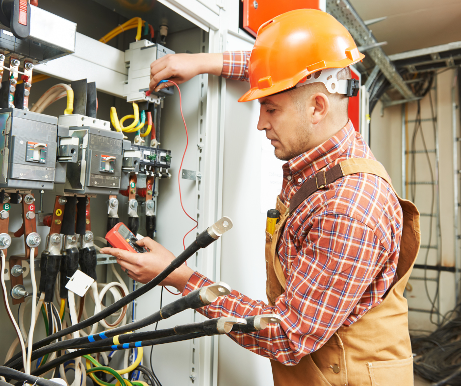 Wie die UVV Prüfung die Funktionalität Ihrer elektrischen Anlagen im Rahmen der DGUV V3 Prüfung sichert