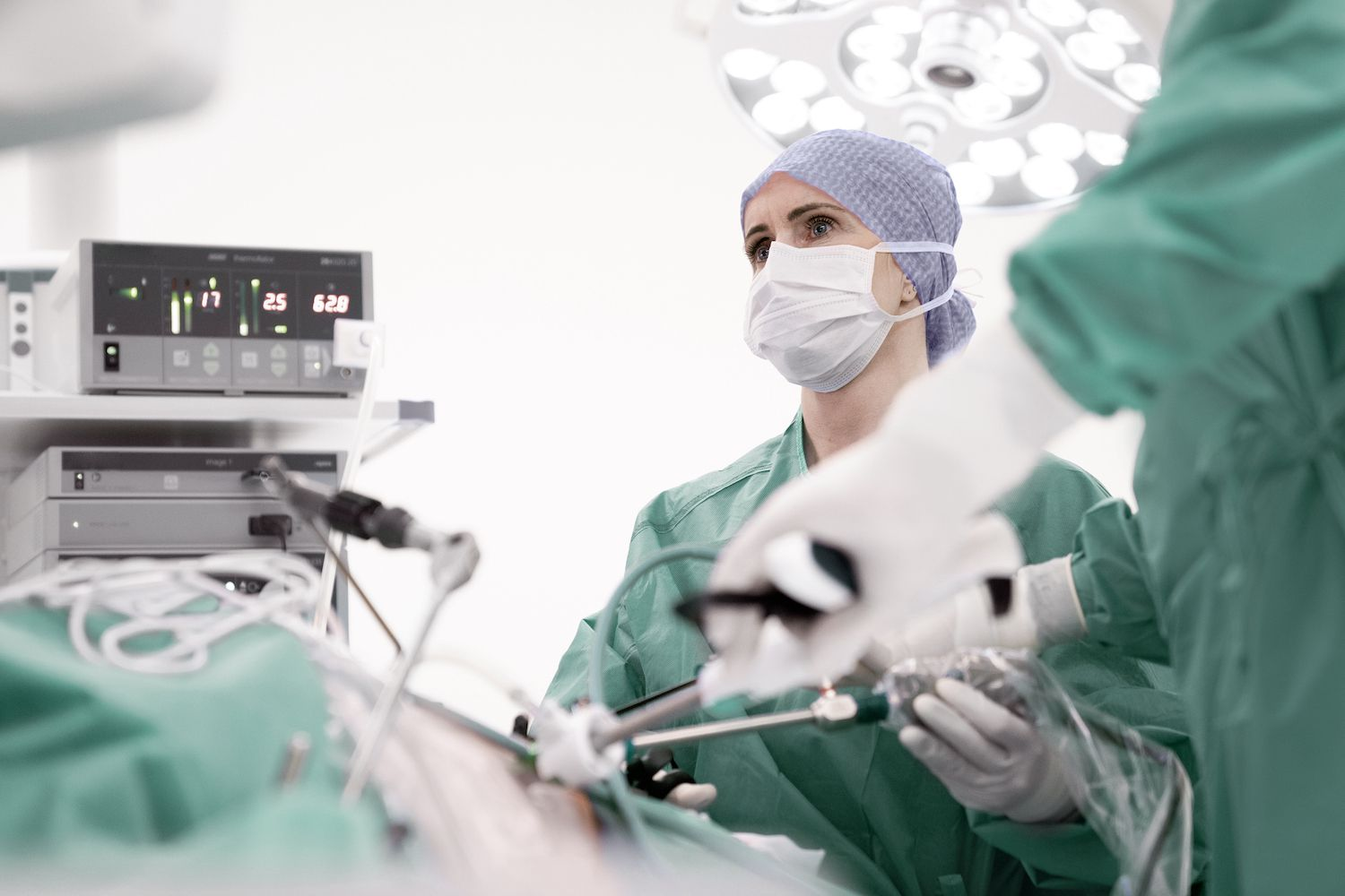 Erfahrungen mit der Magenverkleinerung Kosten: Patienten berichten über ihren Weg zum Erfolg
